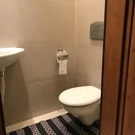 21 Asparuh - 24h Self Check-in * София